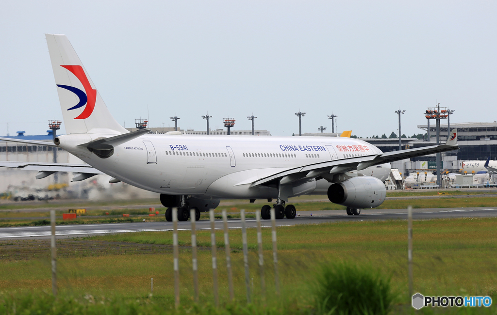 「はれ」 中国東方A330-243 B-5941 出発