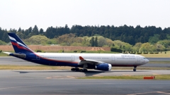 出発（87）AEROFLOT A330-300　　