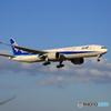 着陸☀ANA 777-381 JA780A