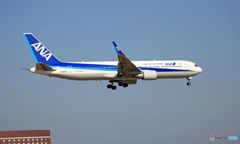 到着 ANA 767-381 JA626A