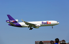 着陸 FedEx MD-11 N610FE