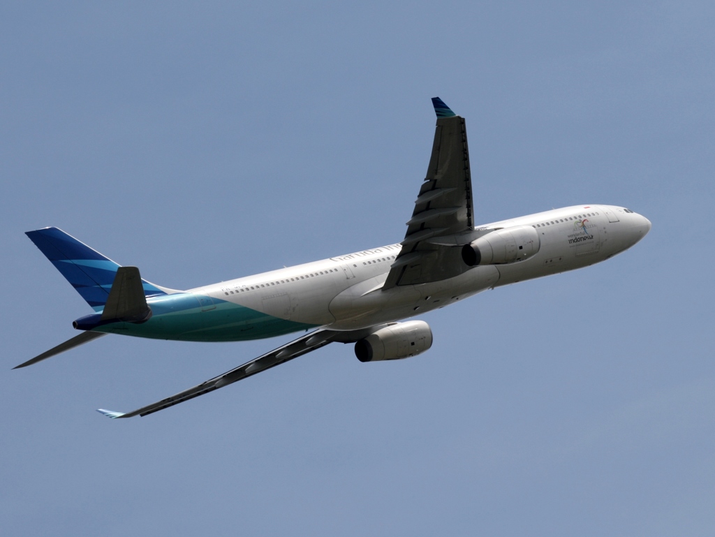 離陸　Garuda A330-341