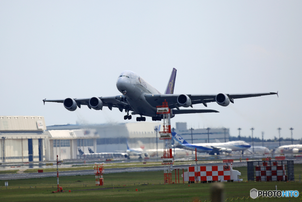 「ぶるー」  Thai A380-841 HS-TUA 飛び立ち 