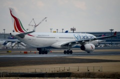 離陸 SriLankan A330-343