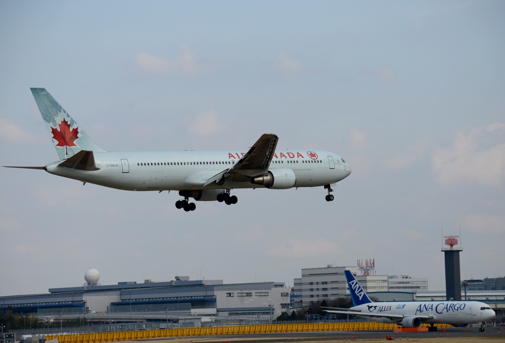 着陸 Air Canada 767-300