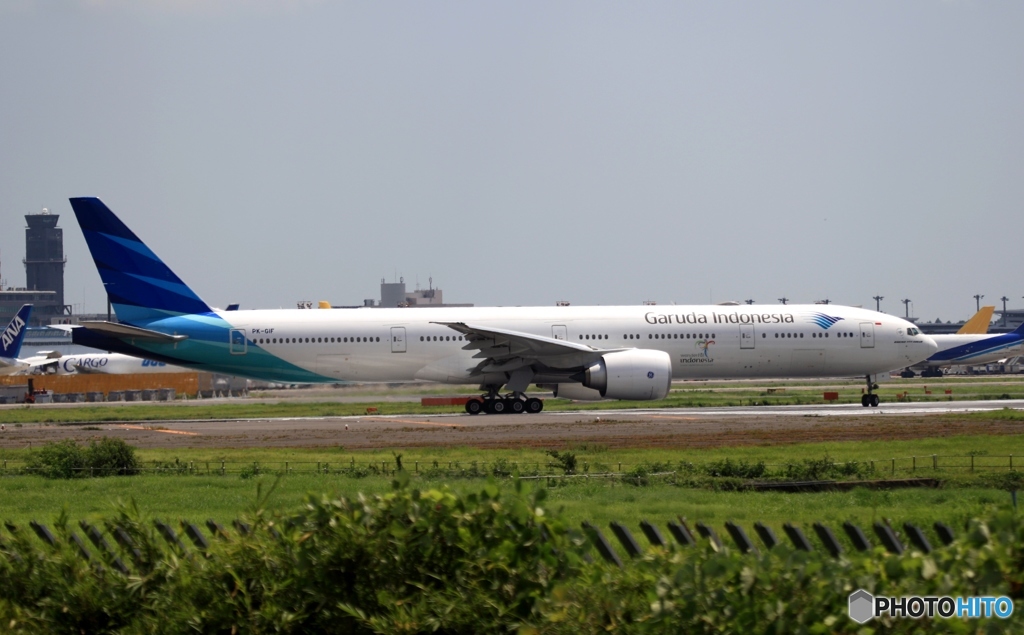 ✈Garuda 777-300