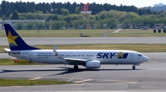 SKYMARK 737-800 チュｰリップ