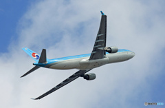 離陸　KOREAN A330-300 HL8001
