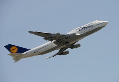 Lufthansa 747-430 飛び立ち