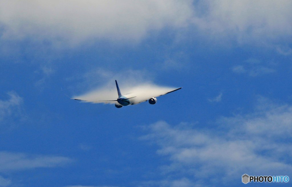 飛び立ち Garuda 777 べいぱー