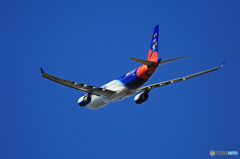 [青い空] Air Calin A330-202 F-OHSD出発