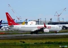 飛び立ち　EASTARJET 737-800