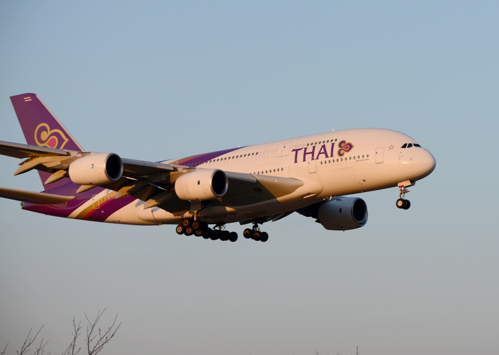 THAI A380-841 着陸