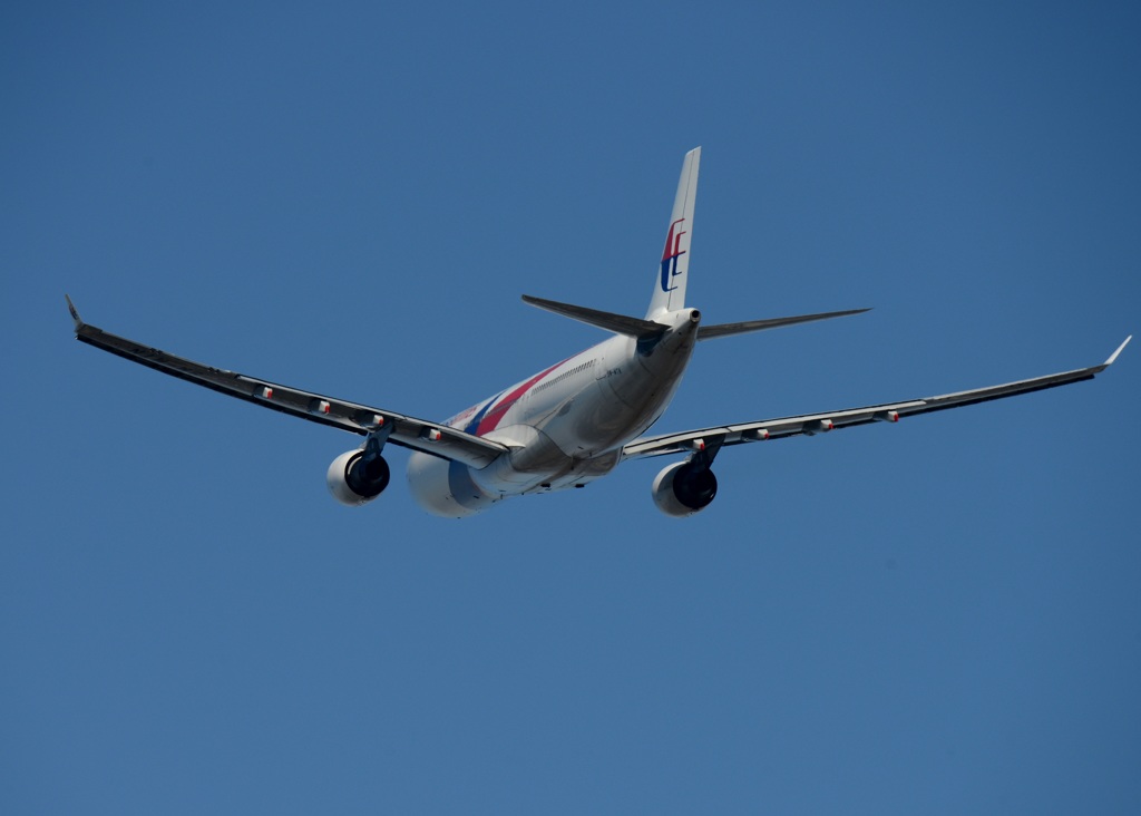 ﾏﾚｰｼｱ A330-323 飛び立ち