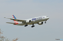 「はれー」 American 777-223 N796AN 到着