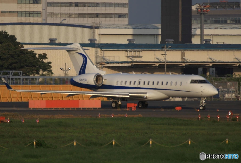 Bombardier BD-700-1A10 Global Express