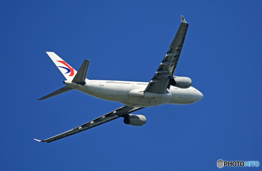 離陸 中国東方A330-200 B-6082