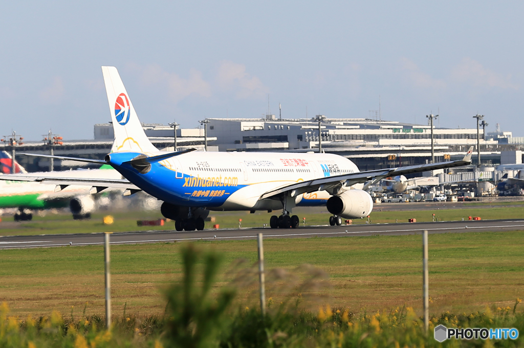 出発 中国東方A330-343 B-6125
