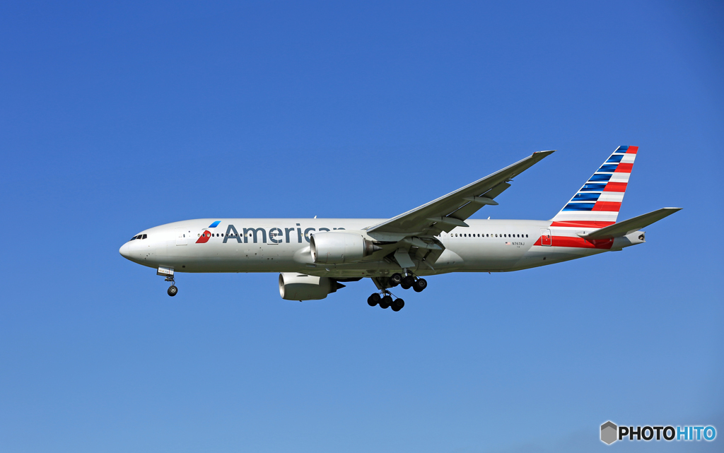 「青空」 American 777-223 N767AJ