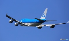 出発　KLM 747-400 PH-BFS 