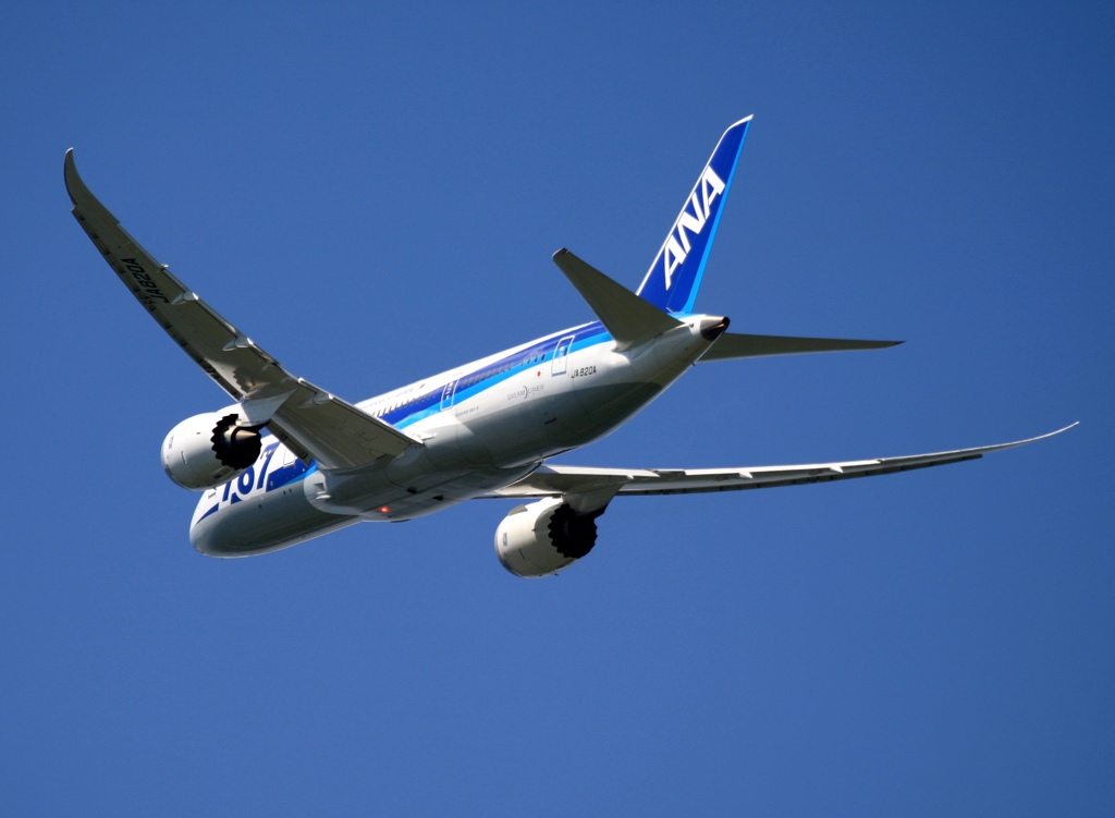 離陸　ANA 787-8 
