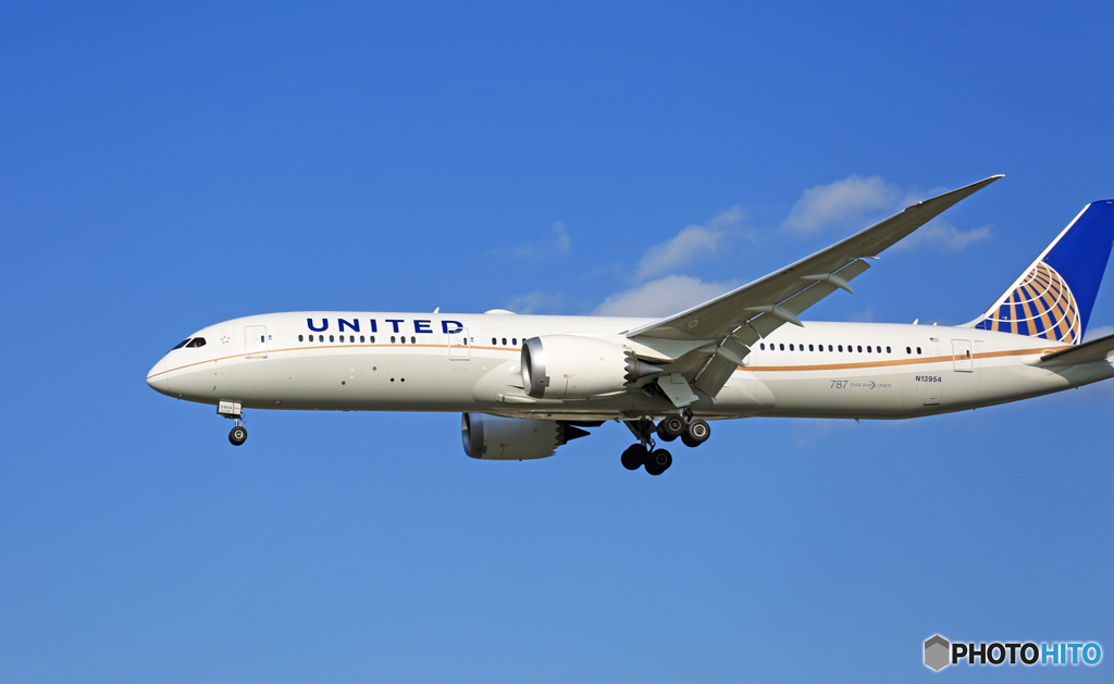 United 787-9 N13954  着陸 