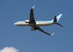 KOREAN 737-800 飛び立ち