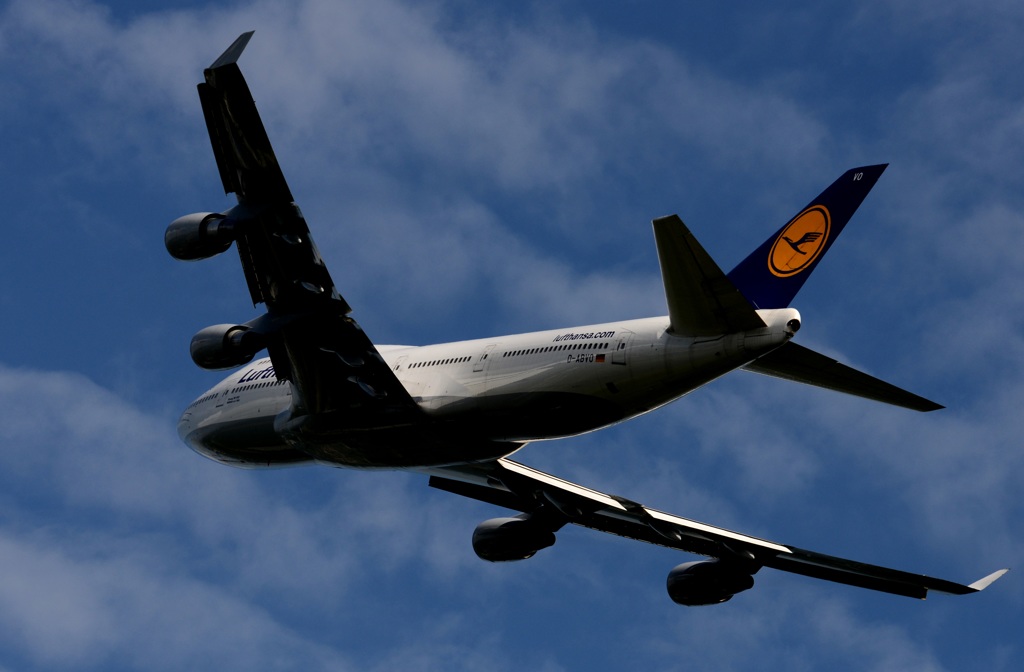 離陸（299）Lufthansa 747-430 
