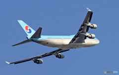 離陸 KOREAN 747-400 HL7495