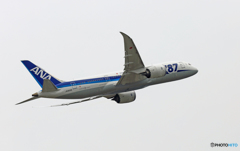 出発 ANA 787-8 JA832A