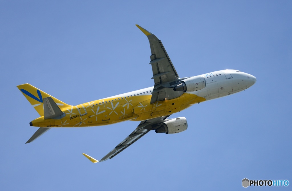 vanilla A320-200 飛び立ち　