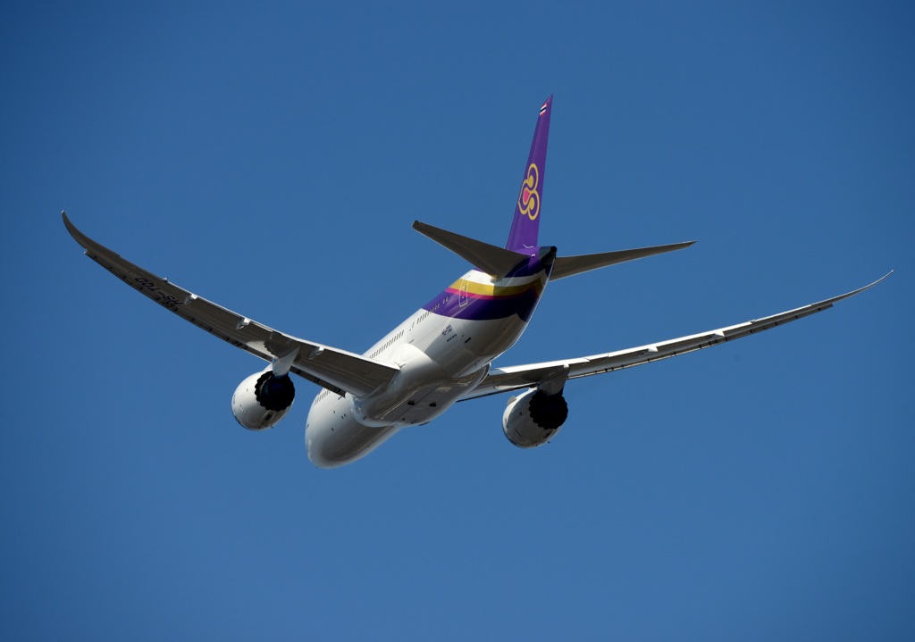 離陸 THAI 787-8