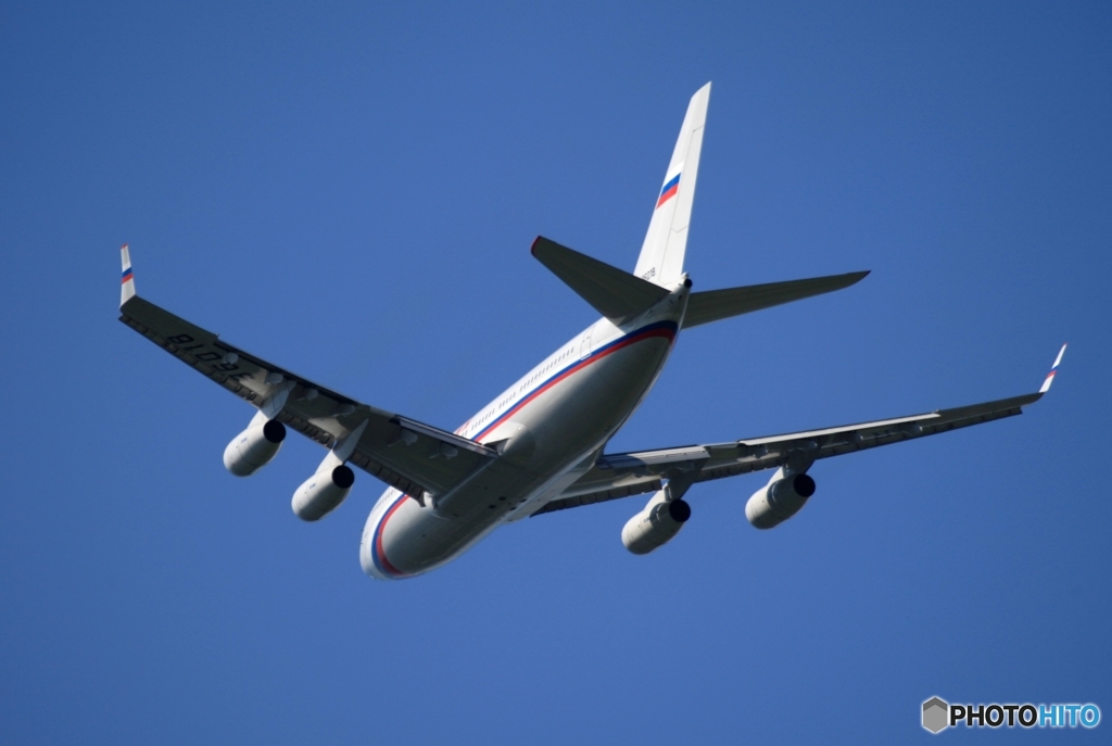Russian Air Ilyushin IL-96-300 RA-96018