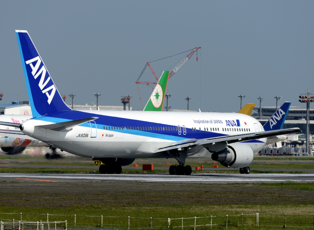 ANA 767-381 出発　