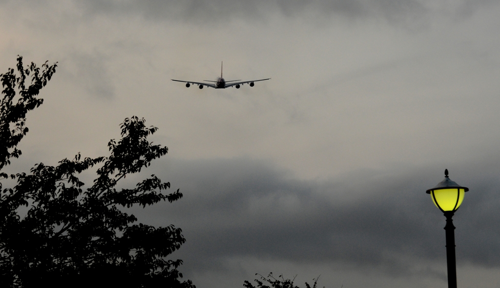 離陸（7-4）THAI Airbus A380-841 [d]　　
