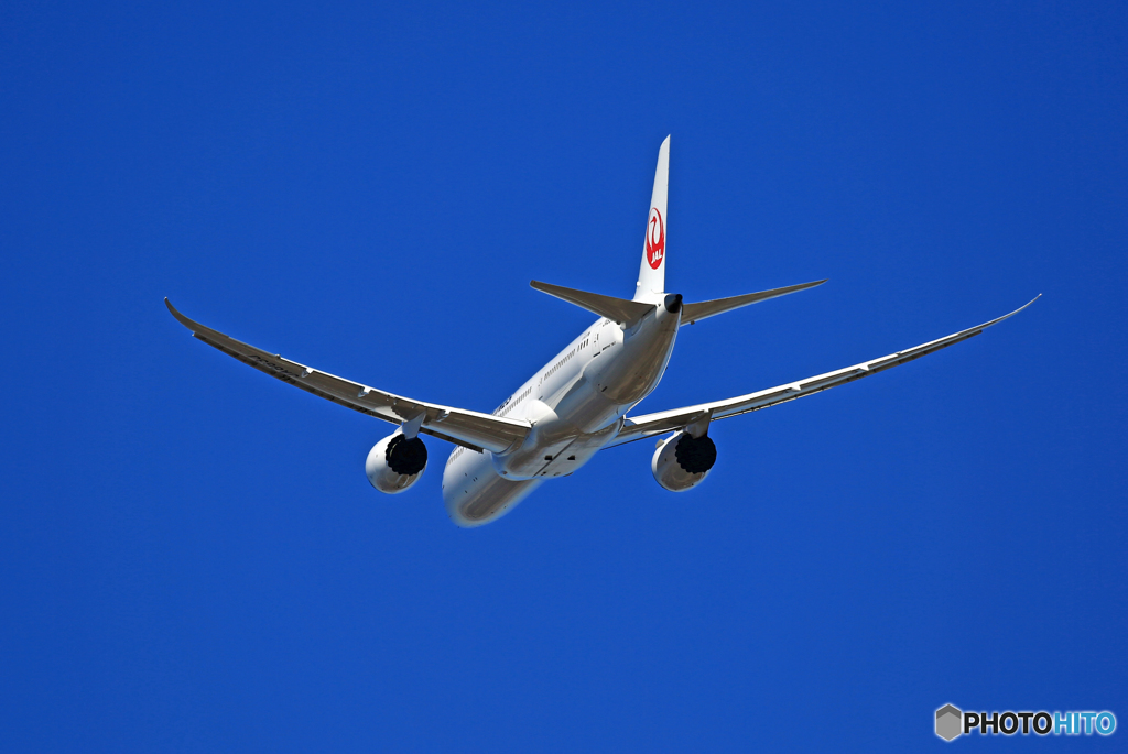 [青い空]　JAL 787-9 JA863J 出発 