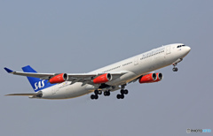 ✈SAS Airbus A340-313 LN-RKG ☮Takeoff 