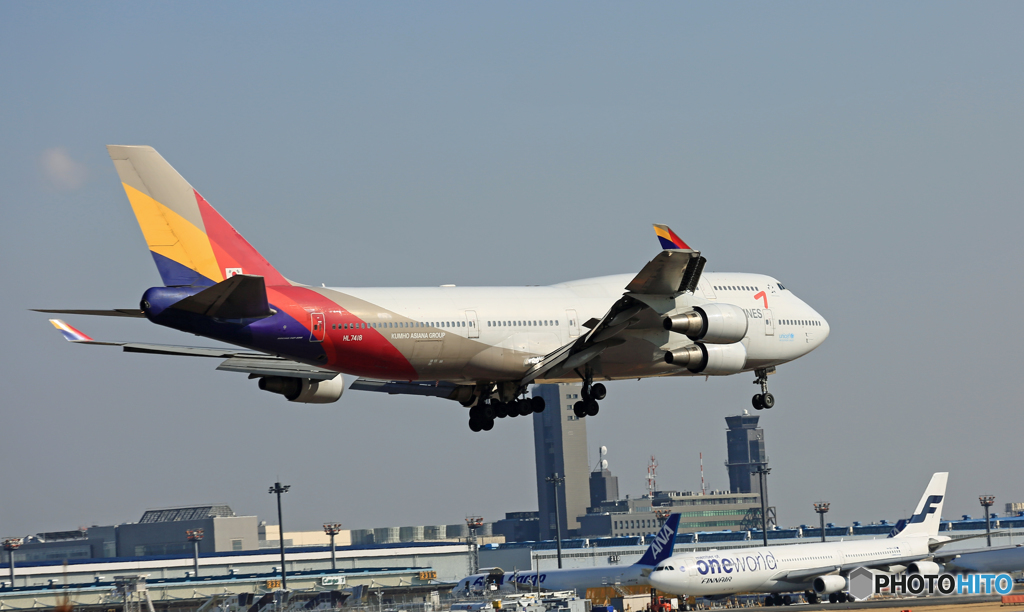 着陸 ASIANA 747-400 HL7418