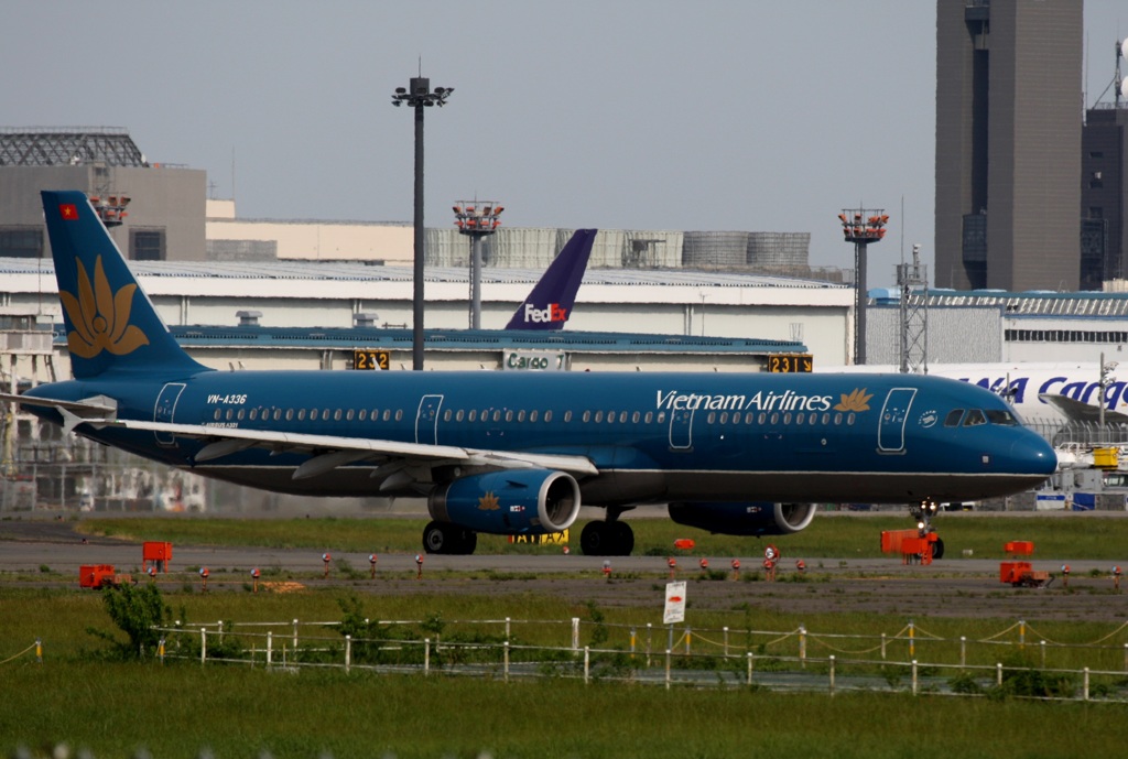 出発　vietnam A321-231 