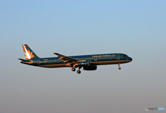 「良い天気」 Vietnam A321-231 VN-A336 到着