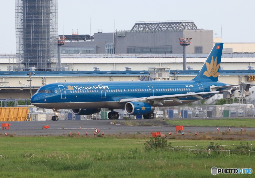vietnam A321-200 VN-A334 出発　