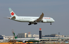 「青が大好き」 Air Canada 787-9 C-FGDT 到着 「青が大好き」 Air Canada 787-9 C-FGDT 到着