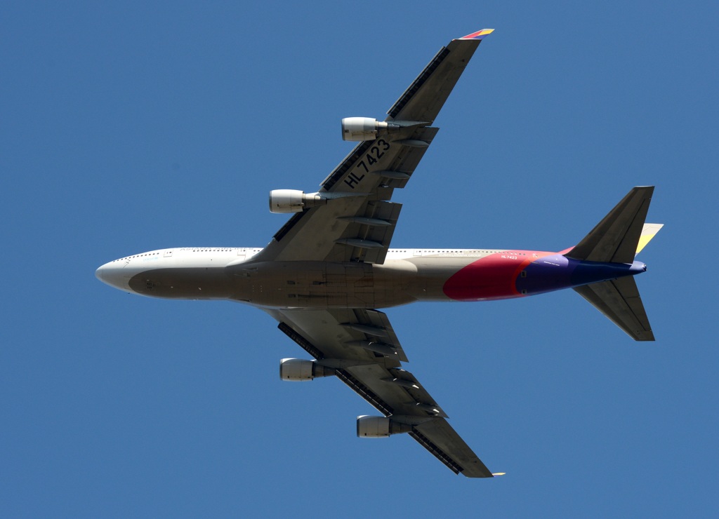 ASIANA 747-400 