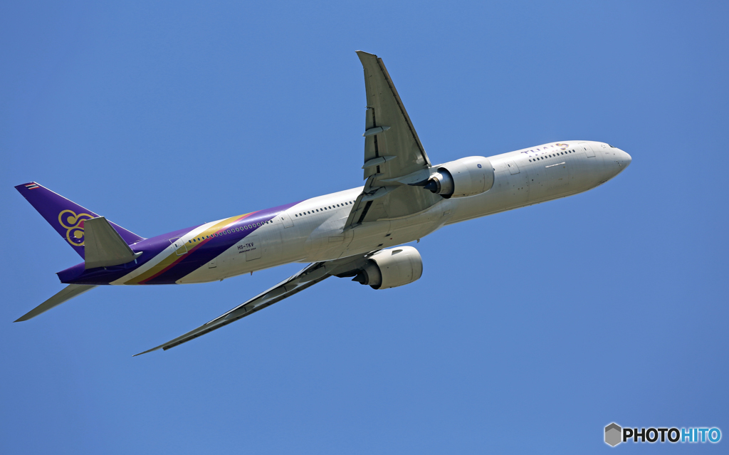 Thai 777-3D7 HS-TKV 飛び立ち 