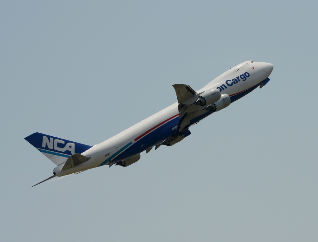 NCA 747-8F 飛び立ち
