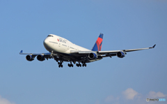 DELTA 747-400 N662US