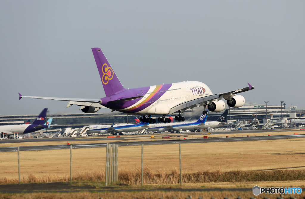 「青が大好き」 Thai A380-841 HS-TUA 到着