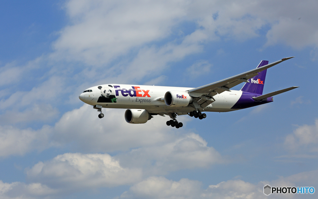 「そらー」 FedEx パンダ機 777-FS2 N885FD