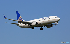 着陸 United 737-824 N14249