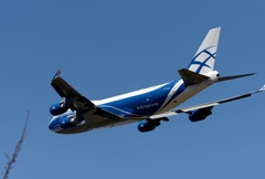 Air Bridge Cargo 747-46NF 離陸
